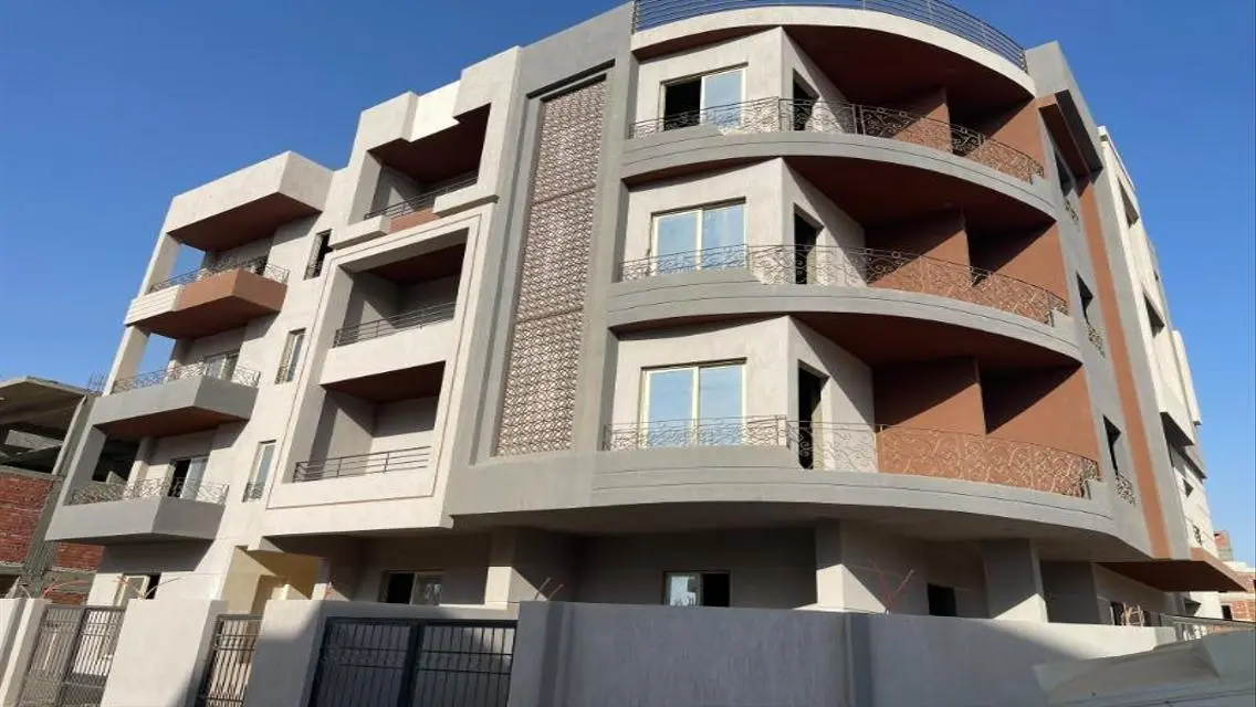 Luxury Apartment with Private Garden and Parking