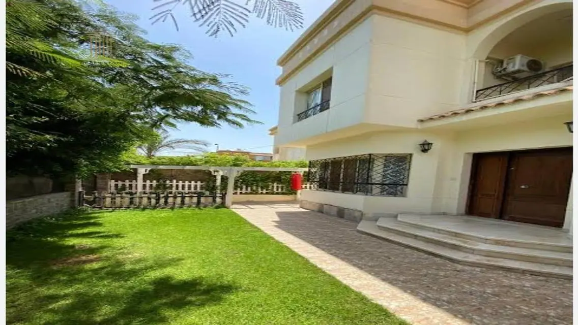 For sale villa in Rehab, open view and distinct lo