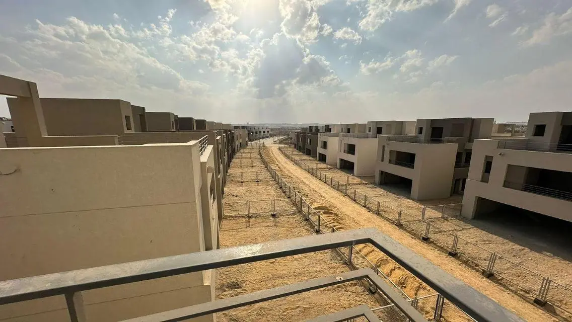 Luxurious 4-Bedroom Apartment with Private Garden