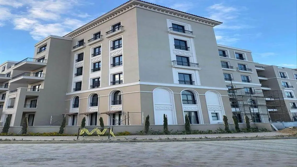 Appartment Luxurious finishing in Village West
