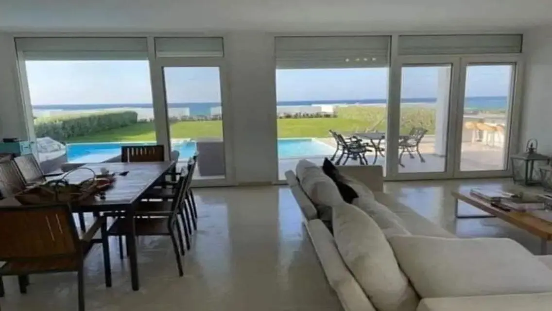 Luxury Apartment with Private Garden and Shared Pool