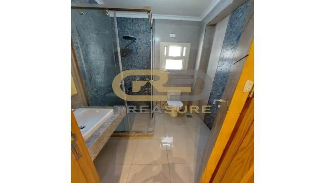 Apartment in Leila Kitchen with Appliances &amp; Acs .