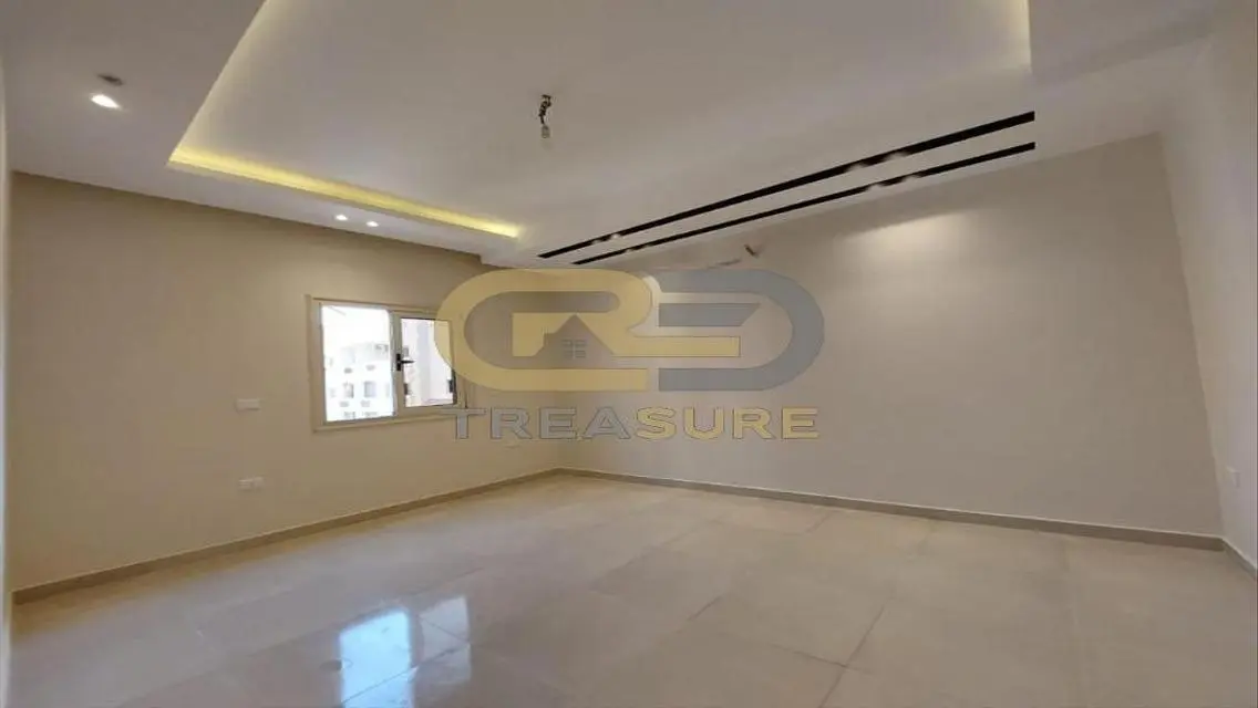 Apartment in Leila Kitchen with Appliances &amp; Acs .