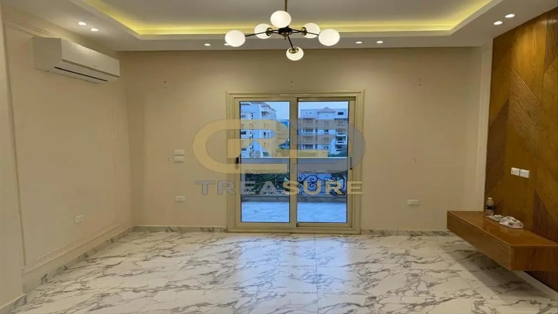 Apartment in Leila Kitchen with Appliances &amp; Acs .