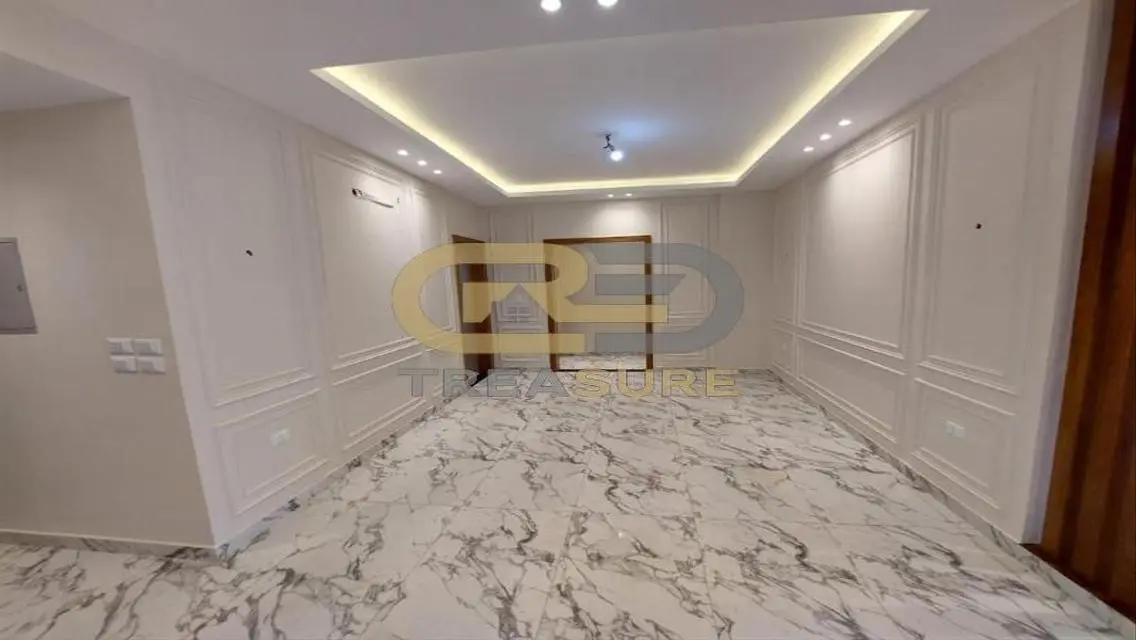 Apartment in Leila Kitchen with Appliances &amp; Acs .
