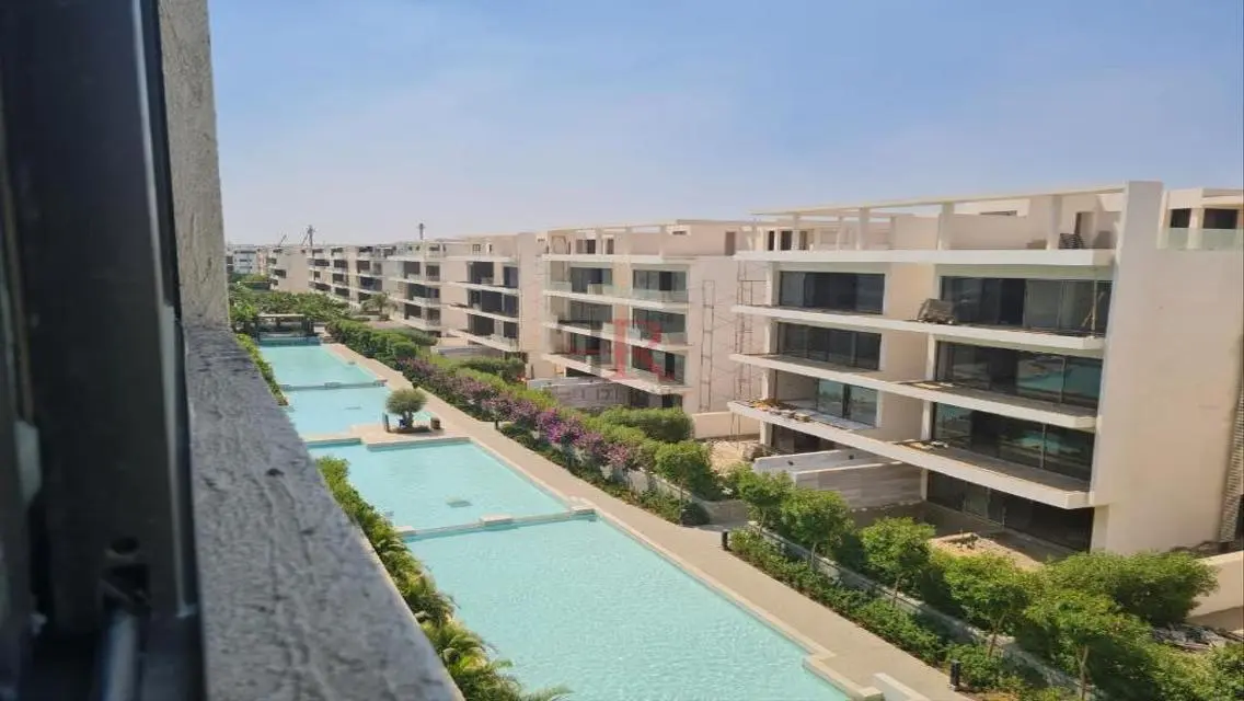 Luxury Apartment with Stunning Design in Prime Location