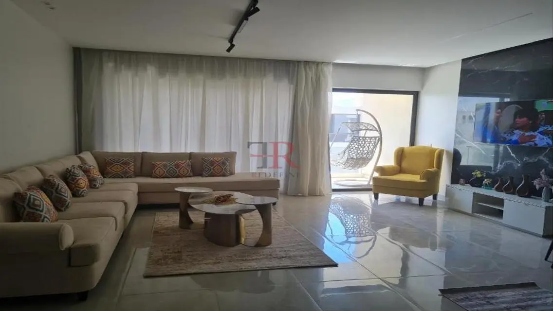 Luxury Apartment with Stunning Design in Prime Location