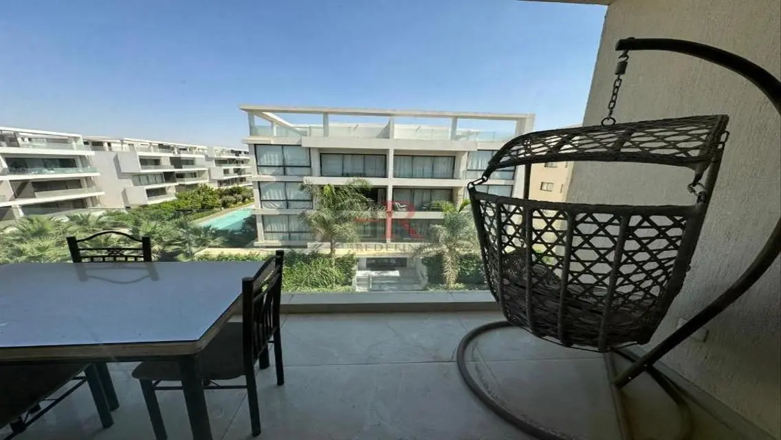 Luxury Apartment with Stunning Design in Prime Location