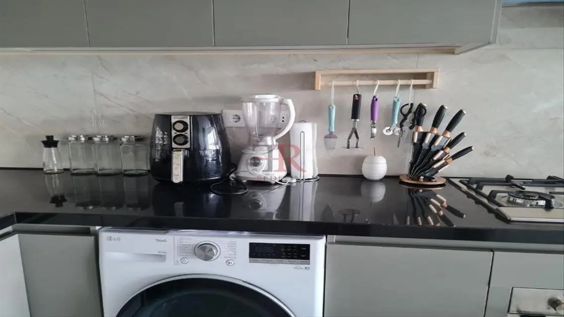 Luxury Apartment with Stunning Design in Prime Location