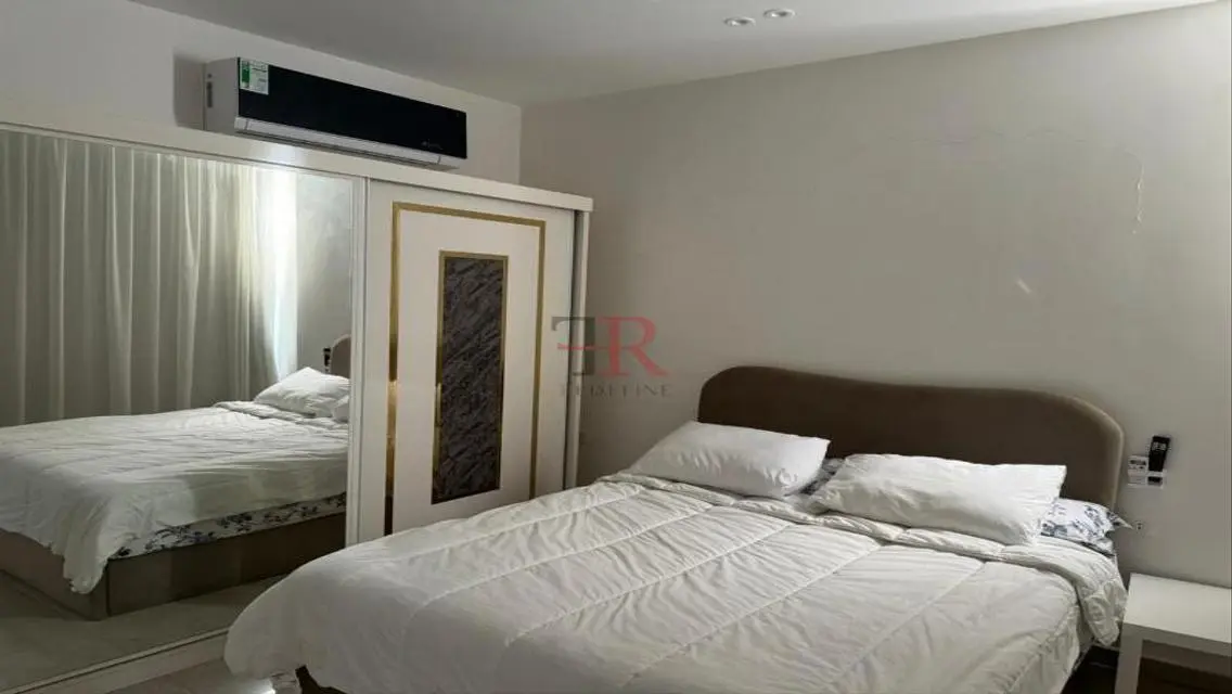 Luxury Apartment with Stunning Design in Prime Location