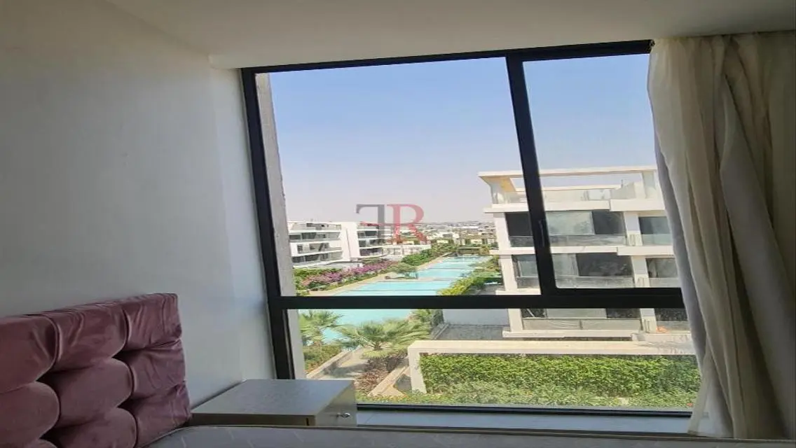 Luxury Apartment with Stunning Design in Prime Location