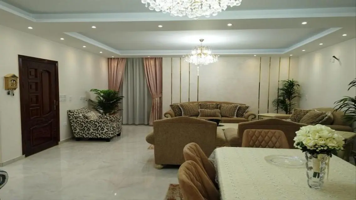عمارة كاملة للبيع استلام فوري 5 ادوار الحى الرابع