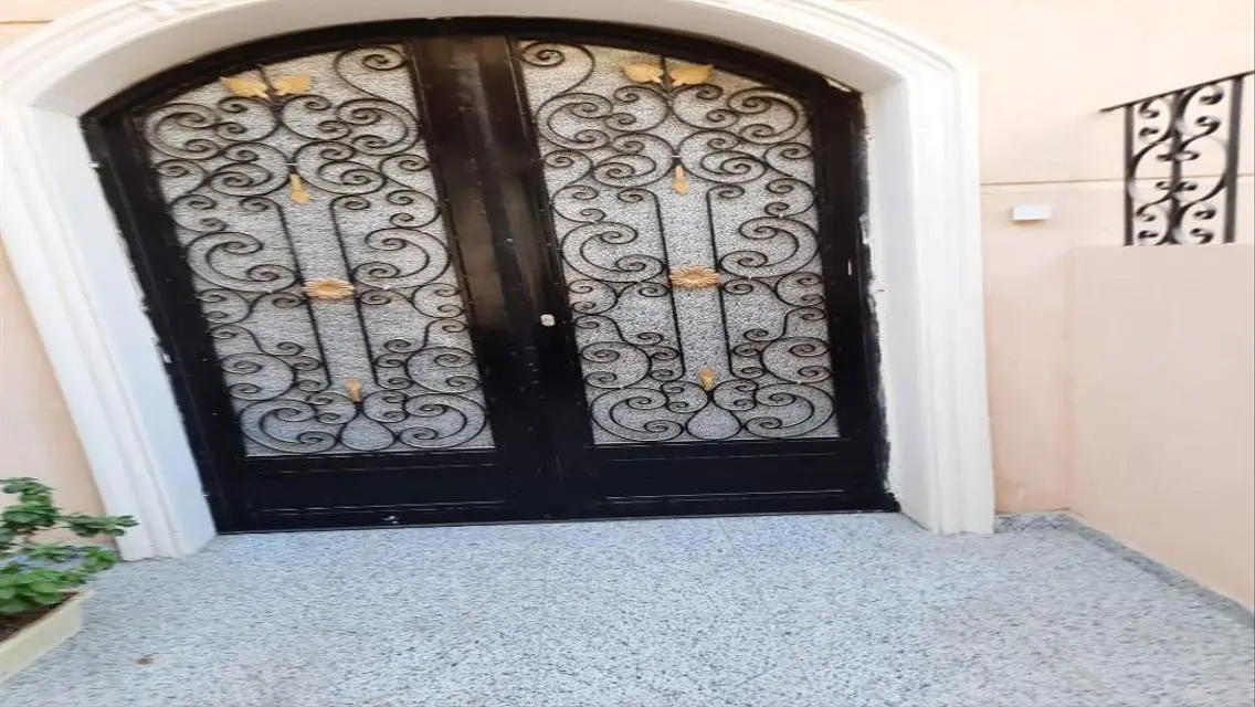 عمارة كاملة للبيع استلام فوري 5 ادوار الحى الرابع
