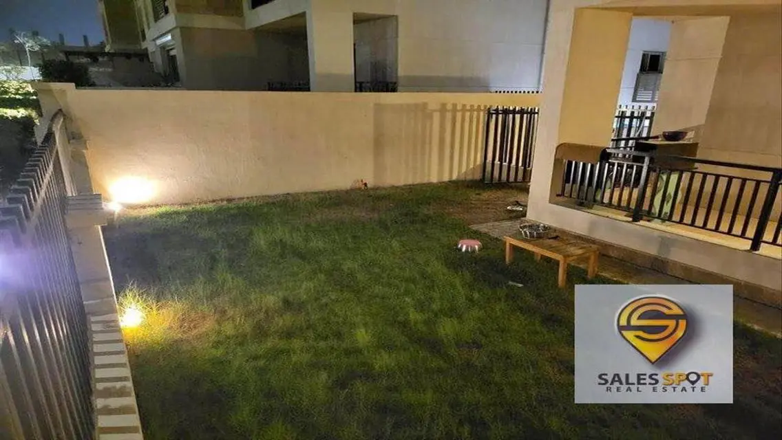 town house 206m for sale in sarai compound