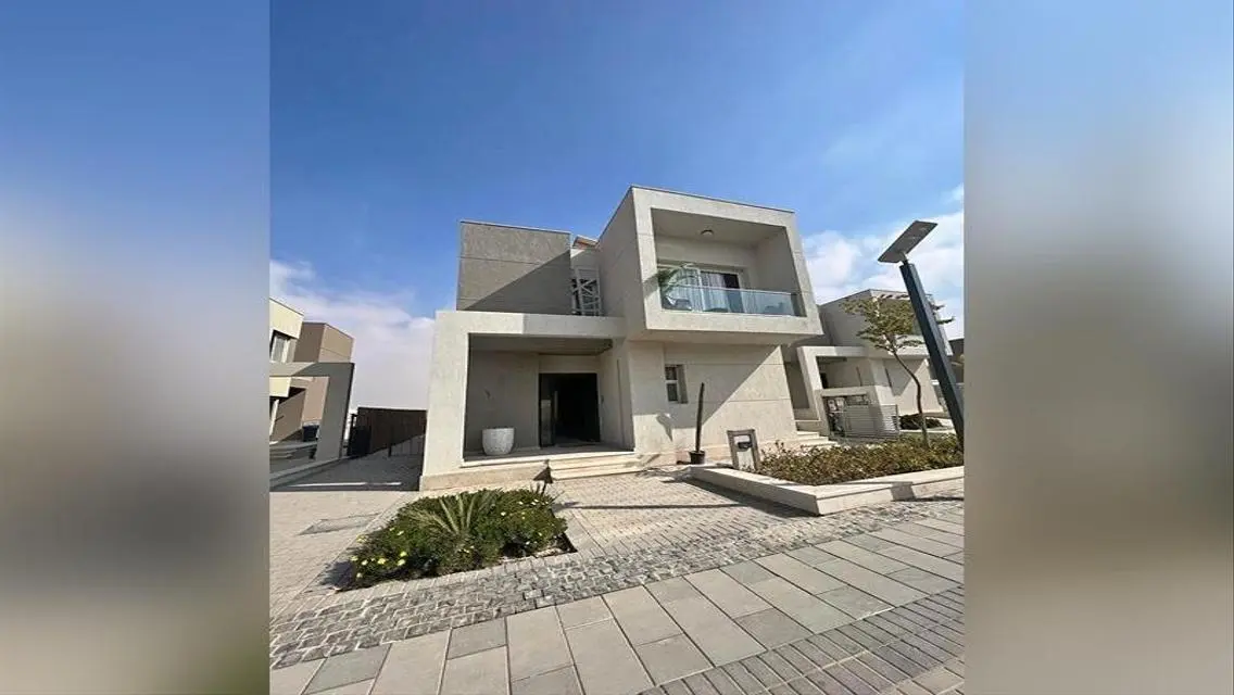 فيلا بجاردن للبيع متشطبه بالكامل بمقدم 15% - باديا