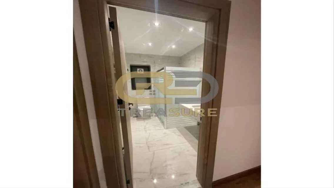 Apartment  rent  lake view residence Kitchen &amp; ACs