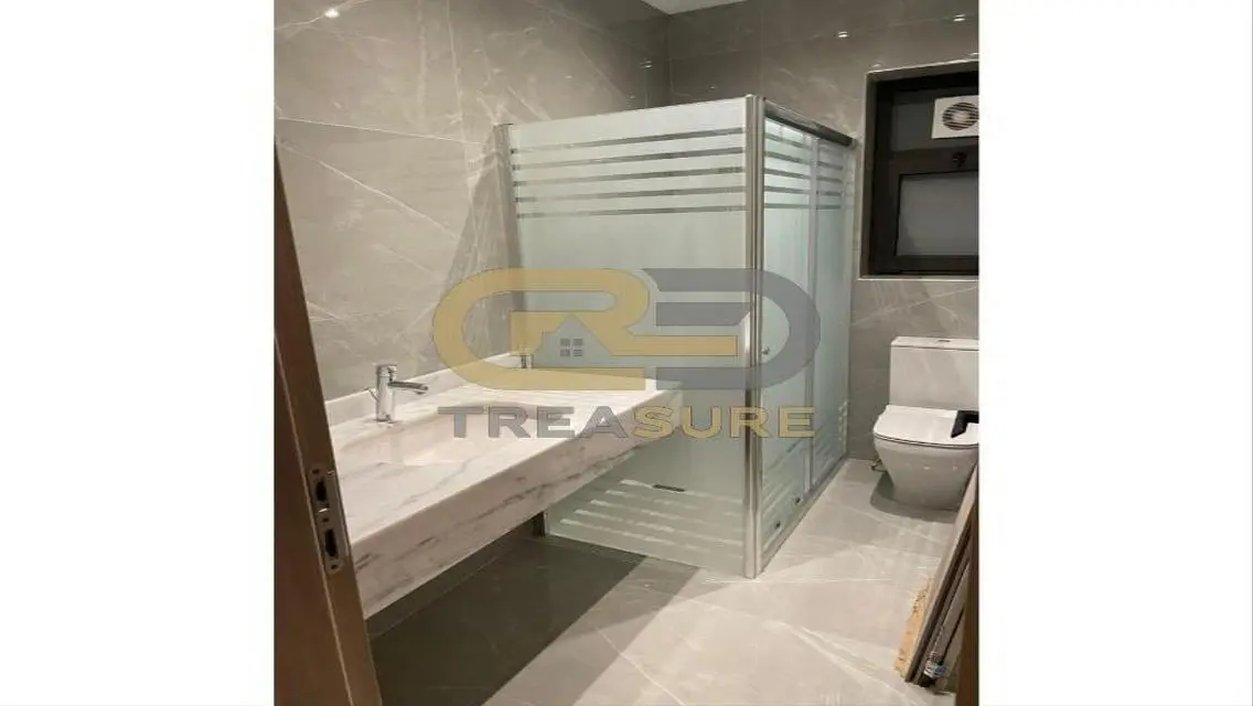 Apartment  rent  lake view residence Kitchen &amp; ACs