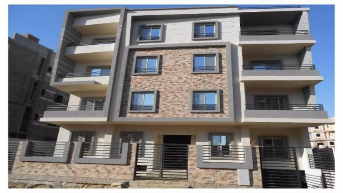 Luxury Apartment for Sale with Study Room and Covered Parking