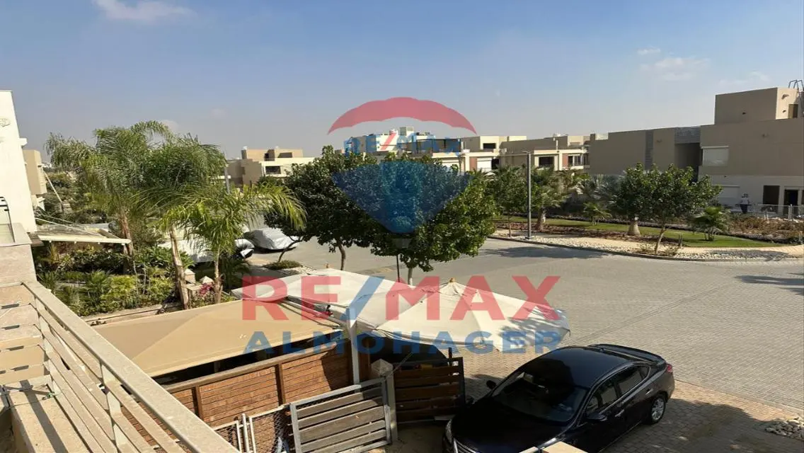 عقار فاخر بمساحة 750 متر مربع للبيع بسعر 32,000,000 جنيه