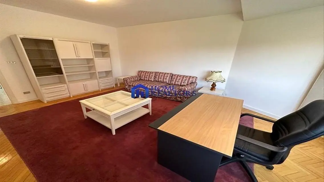 Sunny Apartment With Large Balcony 4Rent In Maadi