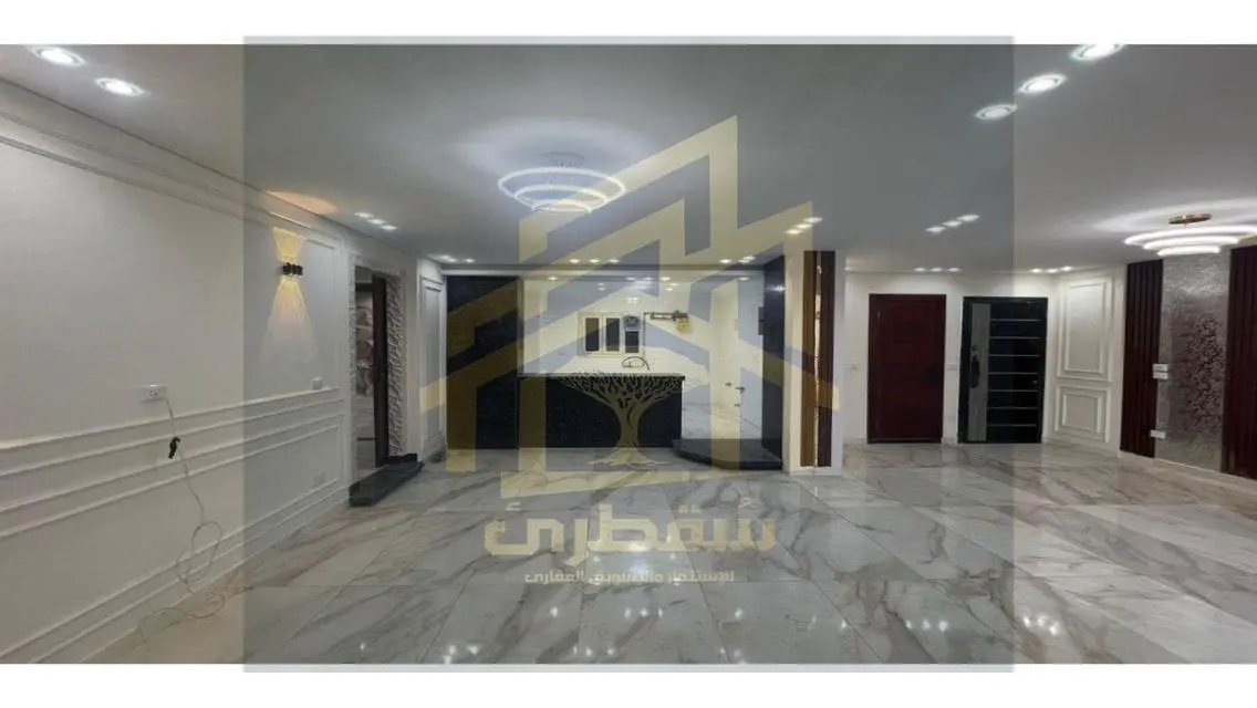 شقة فاخرة للبيع بمساحة واسعة