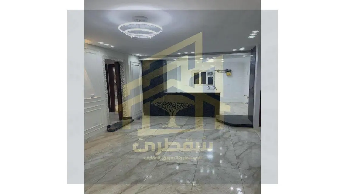 شقة فاخرة للبيع بمساحة واسعة