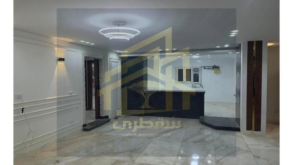 شقة فاخرة للبيع بمساحة واسعة