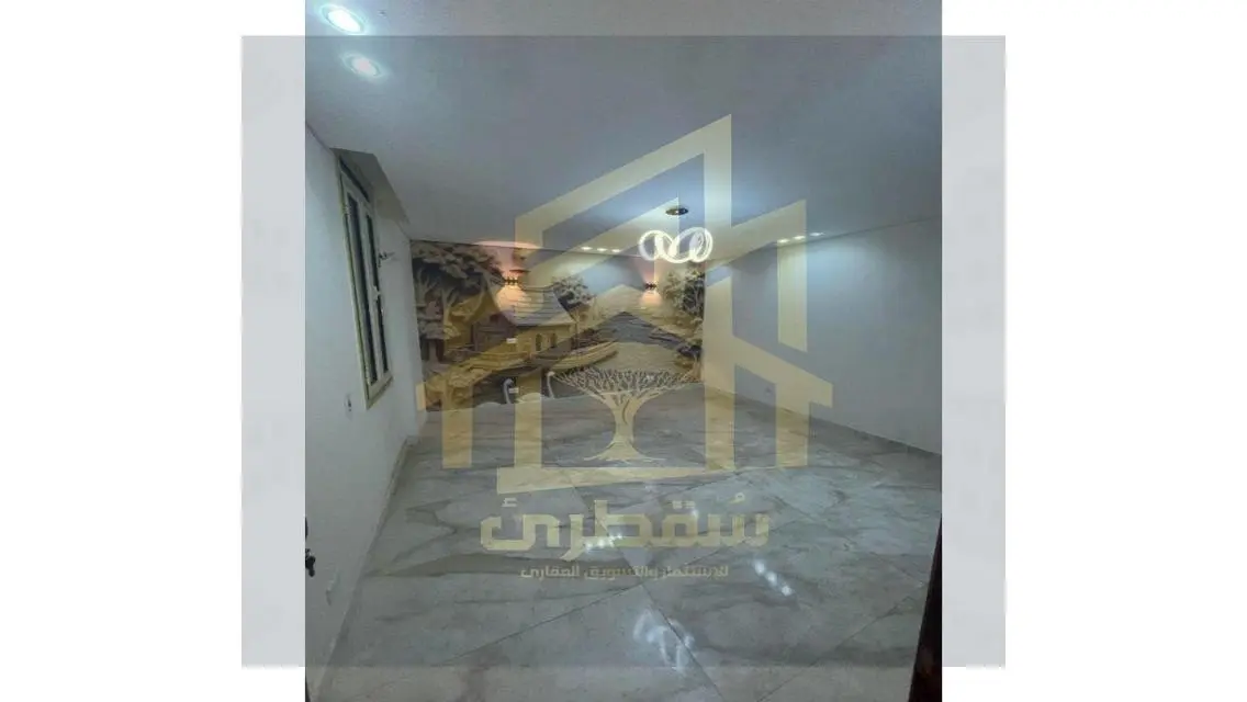 شقة فاخرة للبيع بمساحة واسعة