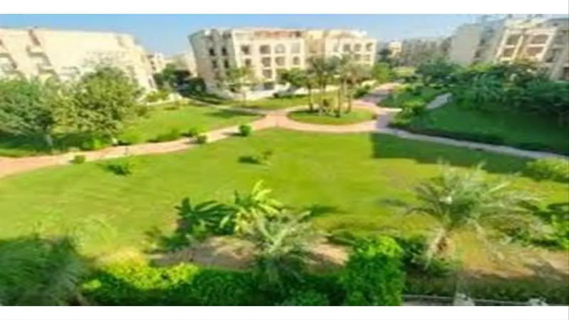 شقه للبيع كمبوند حدائق المهندسين - دره الشيخ زايد