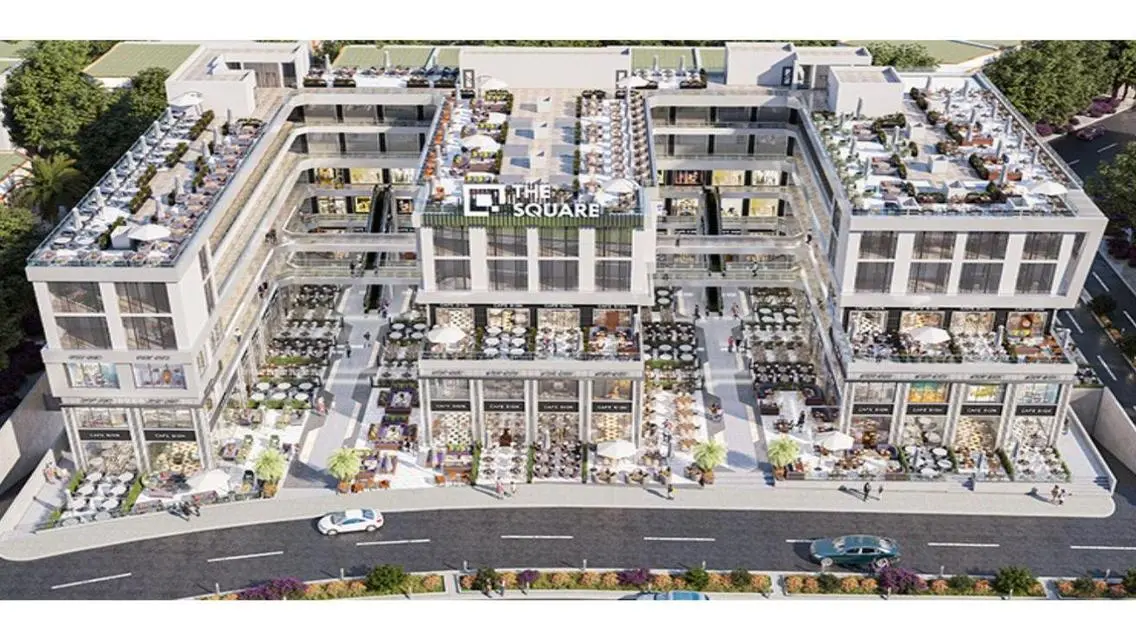 Luxury Apartment with Spacious Area and Covered Parking