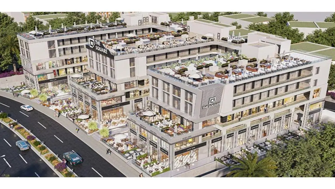 Luxury Apartment with Spacious Area and Covered Parking