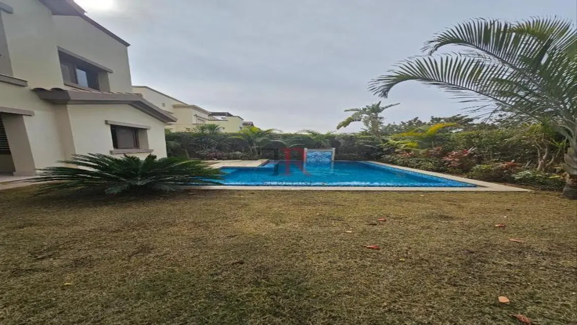 Luxury Apartment for Sale in Lakes Area