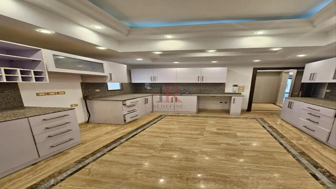 Luxury Apartment for Sale in Lakes Area