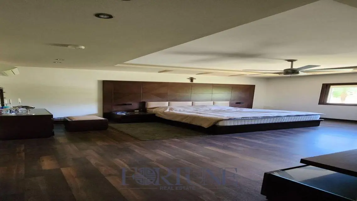 Luxurious 3-Bedroom Apartment in Eastown
