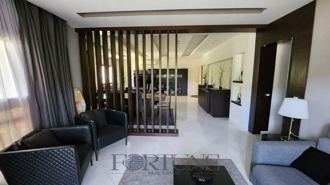 Luxurious 3-Bedroom Apartment in Eastown