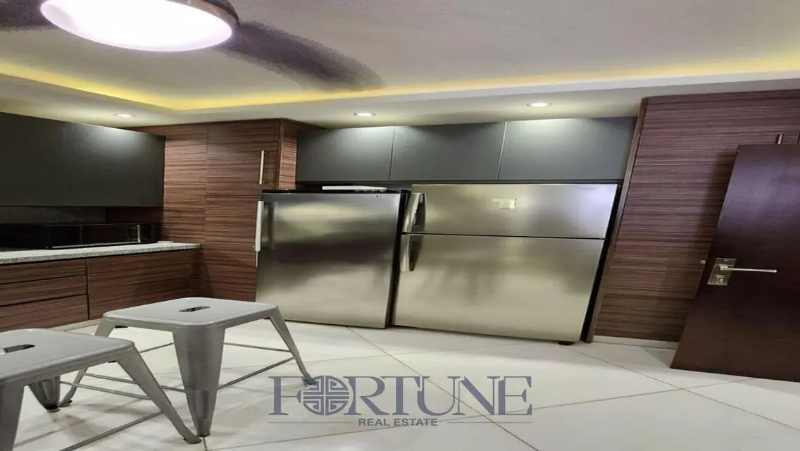 Luxurious 3-Bedroom Apartment in Eastown