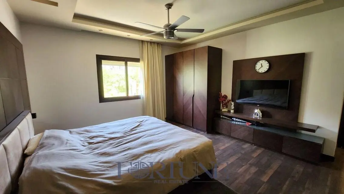 Luxurious 3-Bedroom Apartment in Eastown