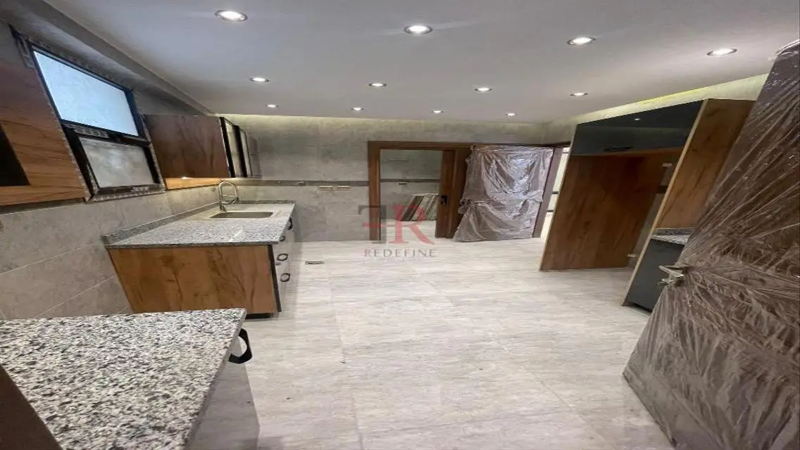 Luxury Apartment for Sale with 3 Bedrooms in the Heart of the City
