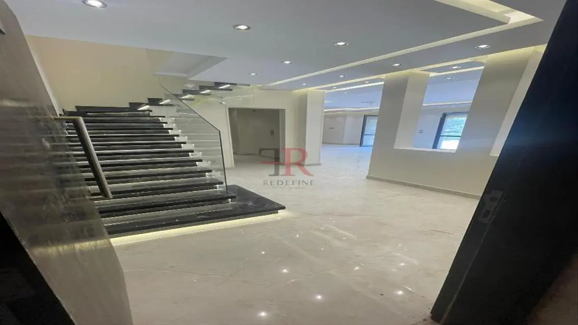Luxury Apartment for Sale with 3 Bedrooms in the Heart of the City