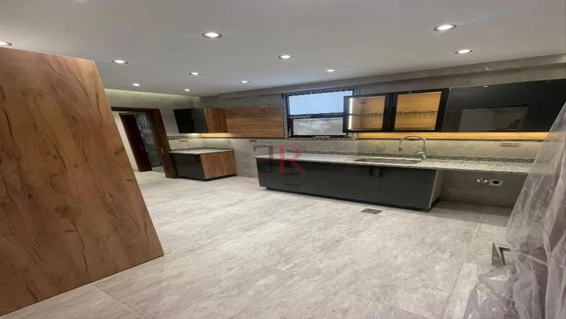 Luxury Apartment for Sale with 3 Bedrooms in the Heart of the City