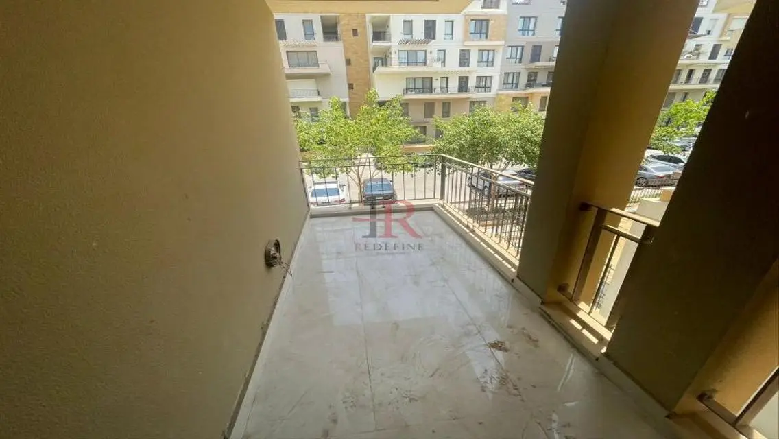 Luxury Apartment for Sale with 3 Bedrooms in the Heart of the City