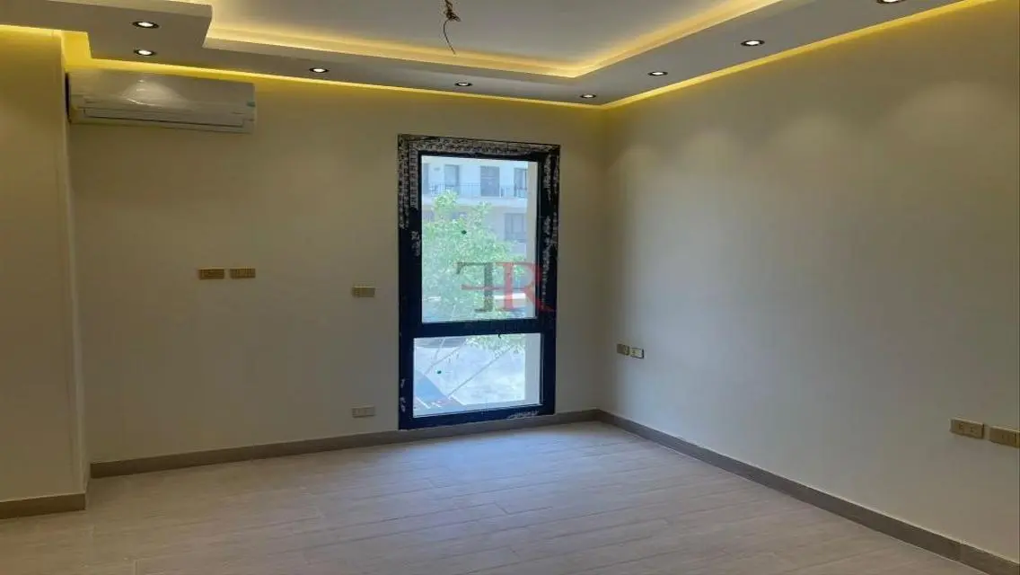 Luxury Apartment for Sale with 3 Bedrooms in the Heart of the City