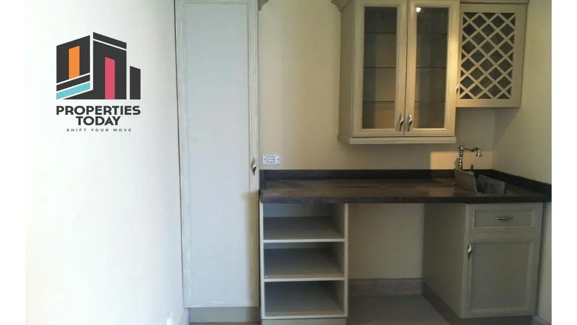 Luxury Apartment with Ample Space Featuring Pool and Private Garden