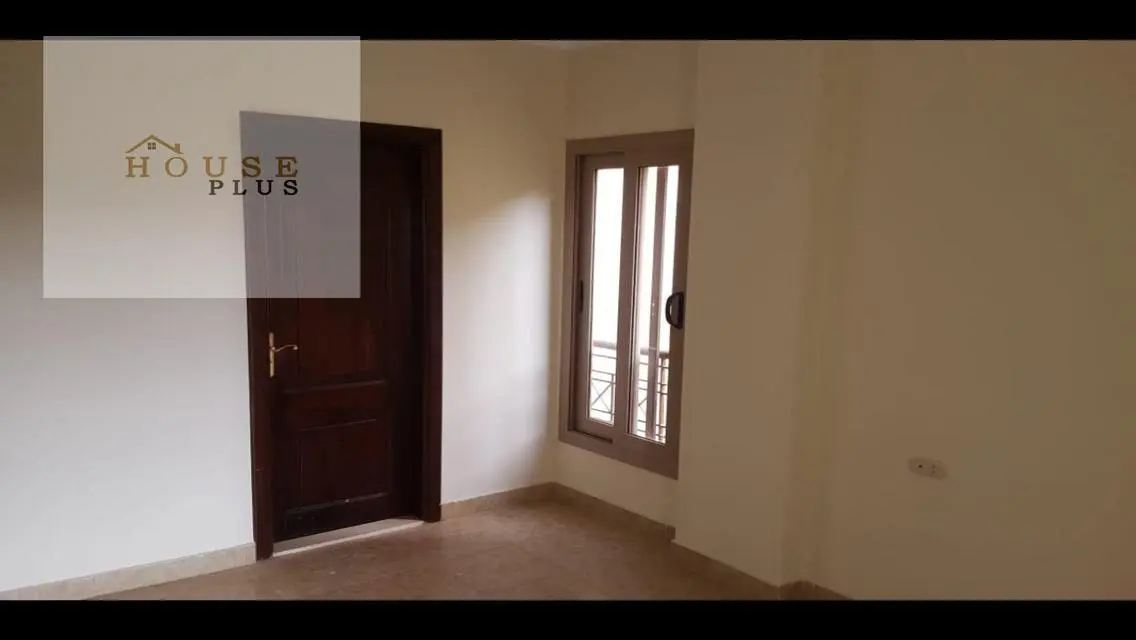Luxury Apartment with Balcony and Security Guard
