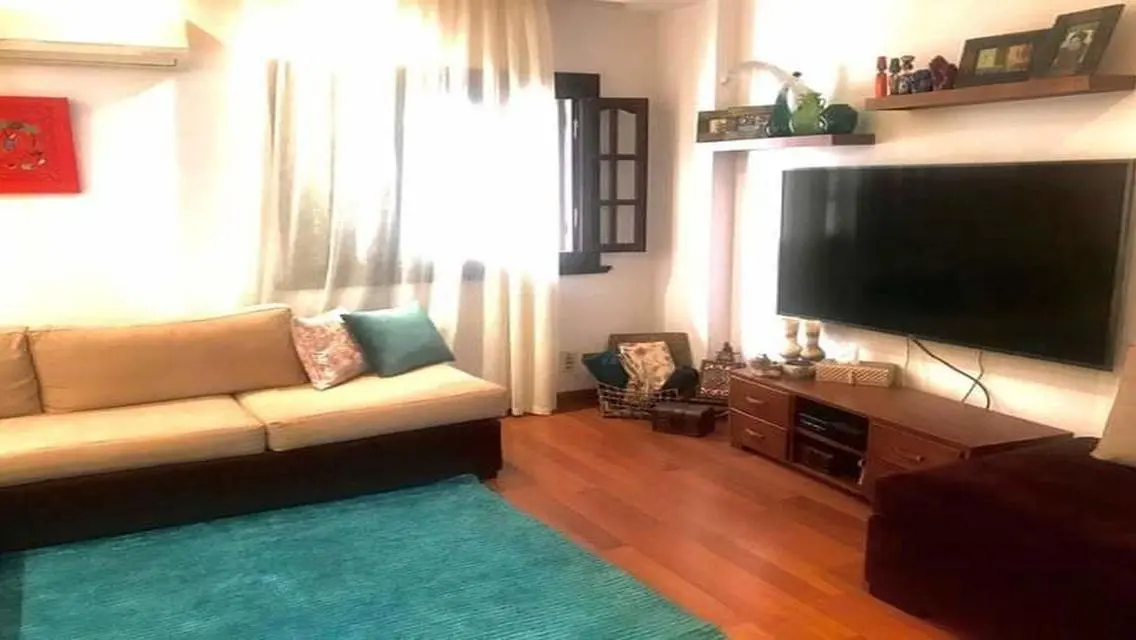Luxury Apartment for Sale, 225 Square Meters