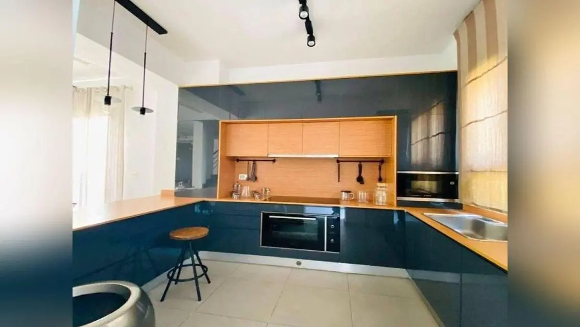 240- Premium Commercial Space in Al-Burouj Compound
