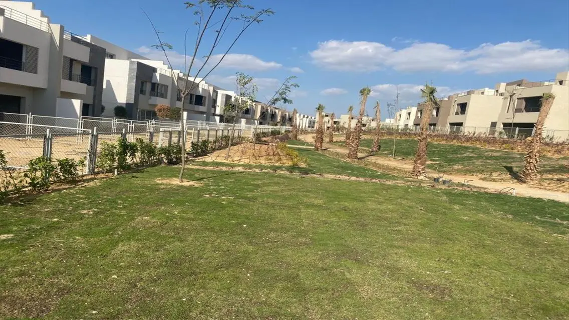 Bulk Deal: 3Townhouses next to each other for Sale