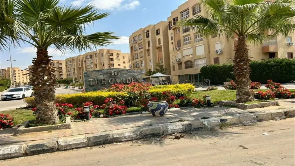 شقة فاخرة للبيع بمساحة 8 * 6 متر