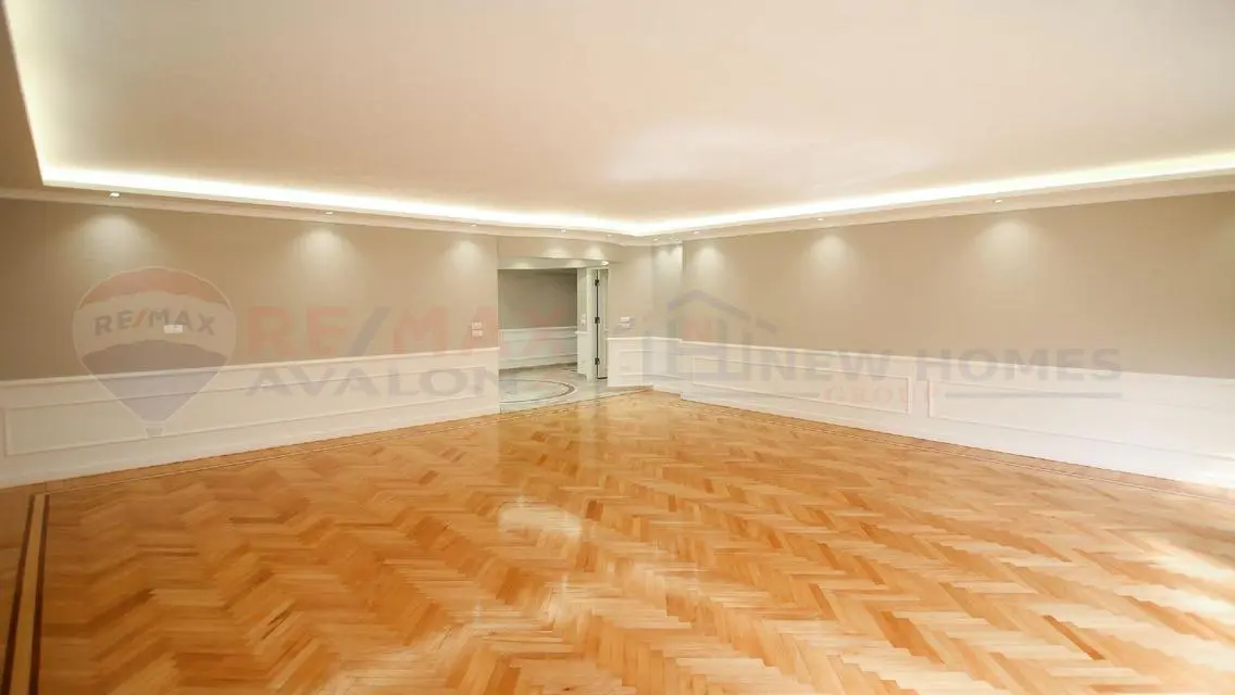 Luxury Apartment with Balcony for Sale - 205 Meters