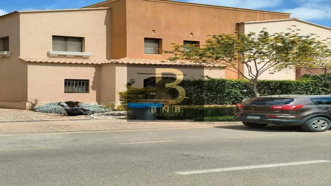 Luxury Apartment with Private Garden and Premium Amenities